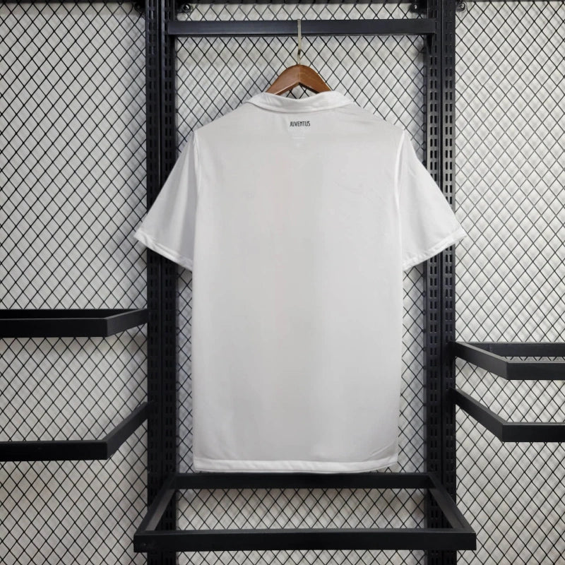 Camisa Juventus Reserva 10/11 - Versão Retro