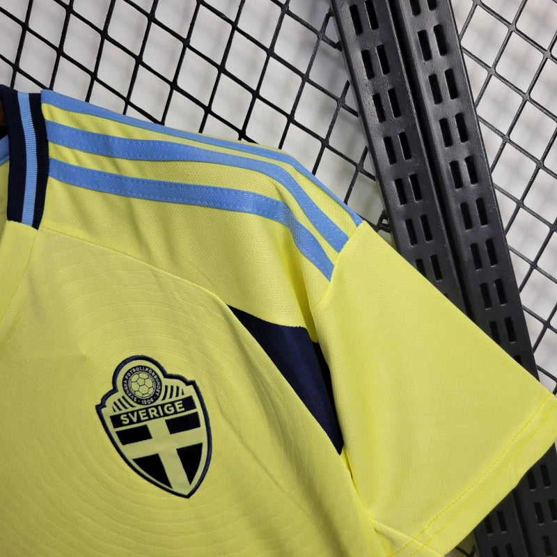 Camisa Suécia Titular 24/25 - Versão Torcedor - Lançamento