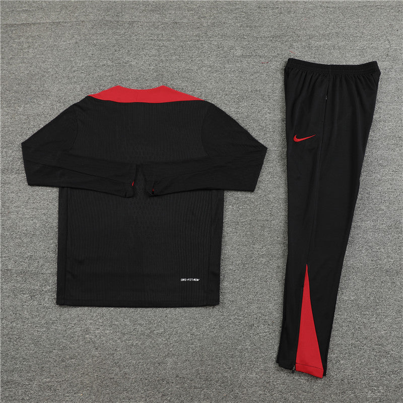 Conjunto Treino Portugal 24/25 - Versão Jogador - Preto