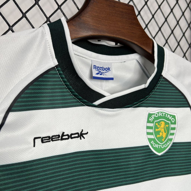 Kit Infantil Retro Sporting CP 2001/03 - Cristiano Ronaldo