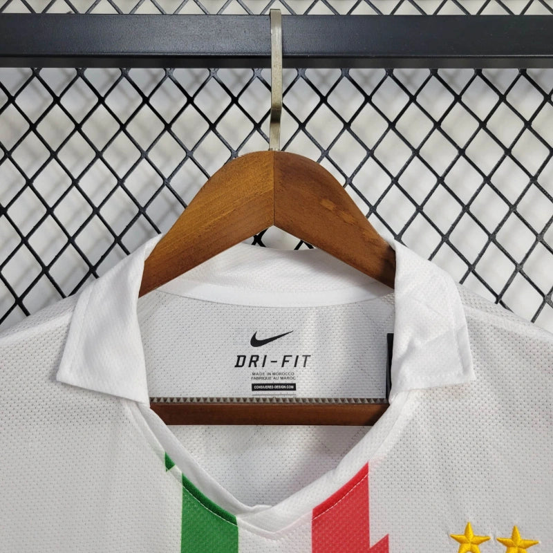 Camisa Juventus Reserva 10/11 - Versão Retro