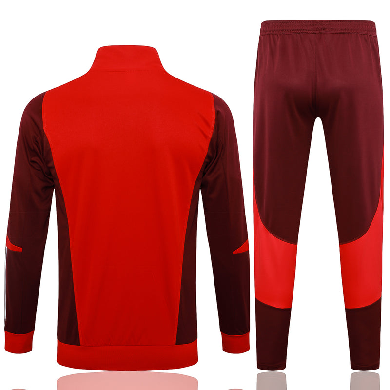 Conjunto Viagem Internacional 24/25